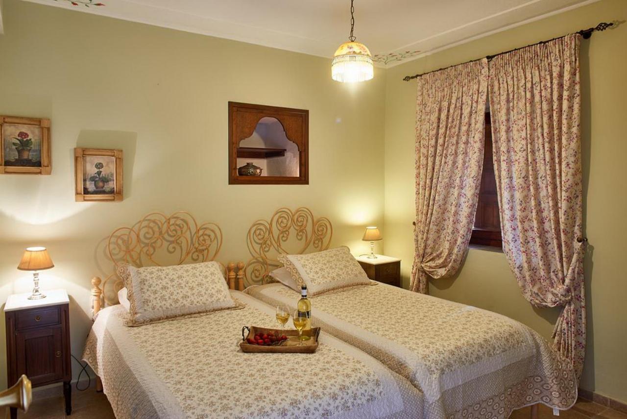 Triantafillies Guesthouse Портария Экстерьер фото