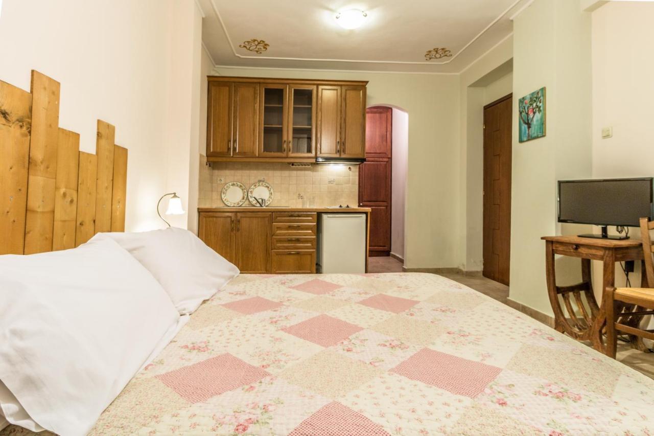 Triantafillies Guesthouse Портария Экстерьер фото